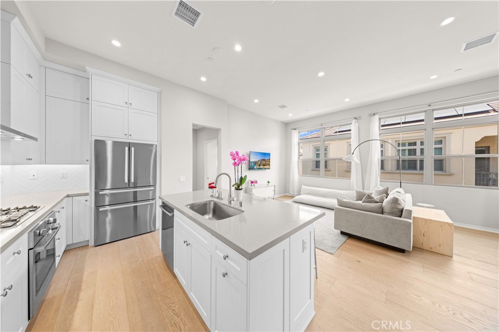 144 Sunnyside