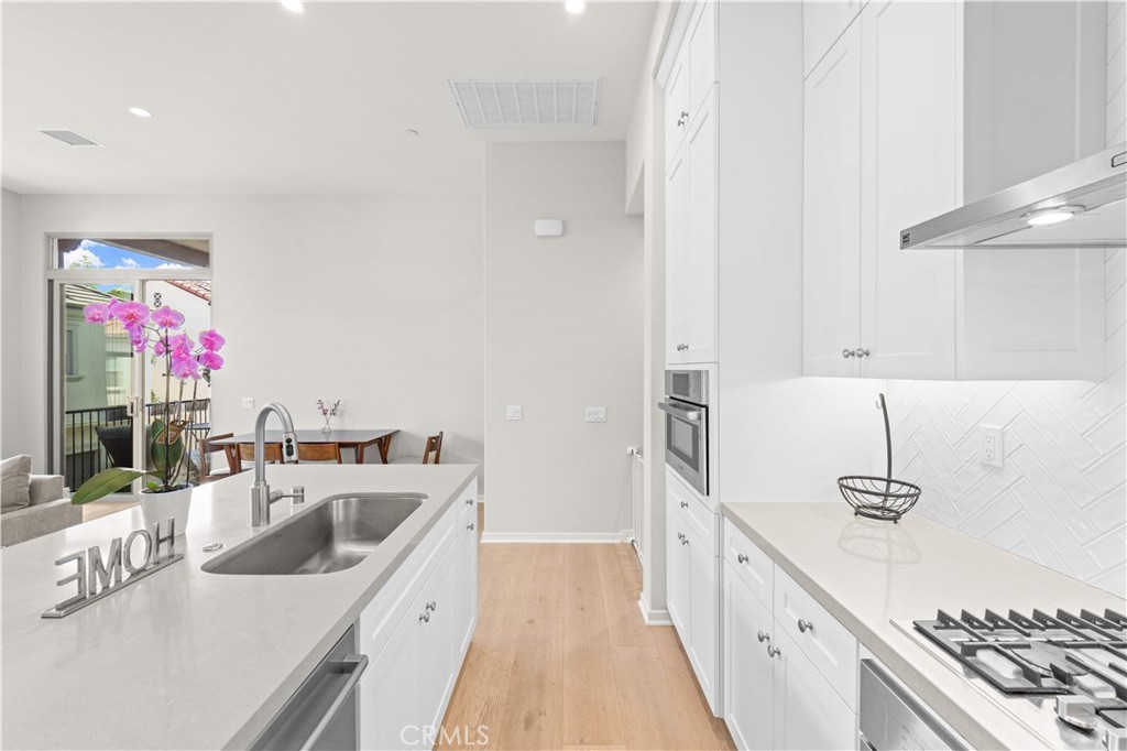 144 Sunnyside
