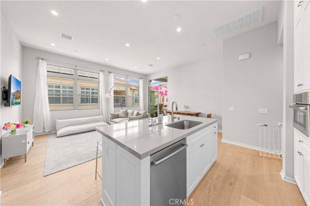 144 Sunnyside