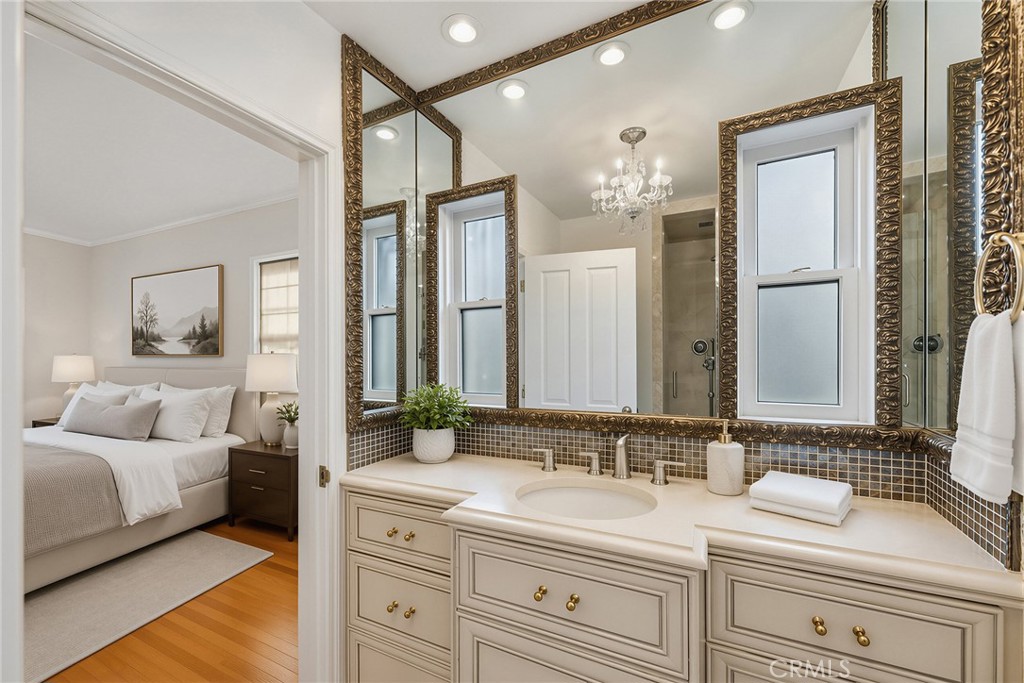 2380 Sherwood