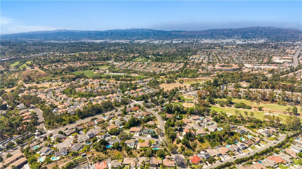 1908 Brentwood