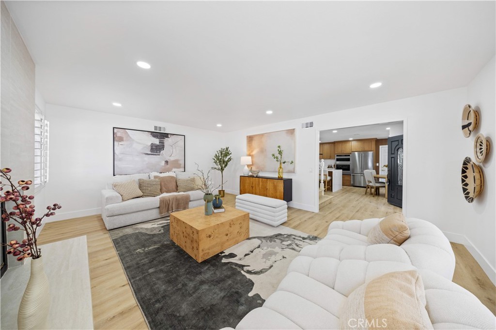 1908 Brentwood