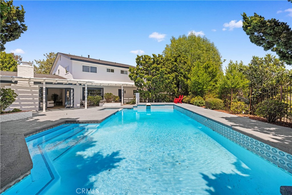 1908 Brentwood