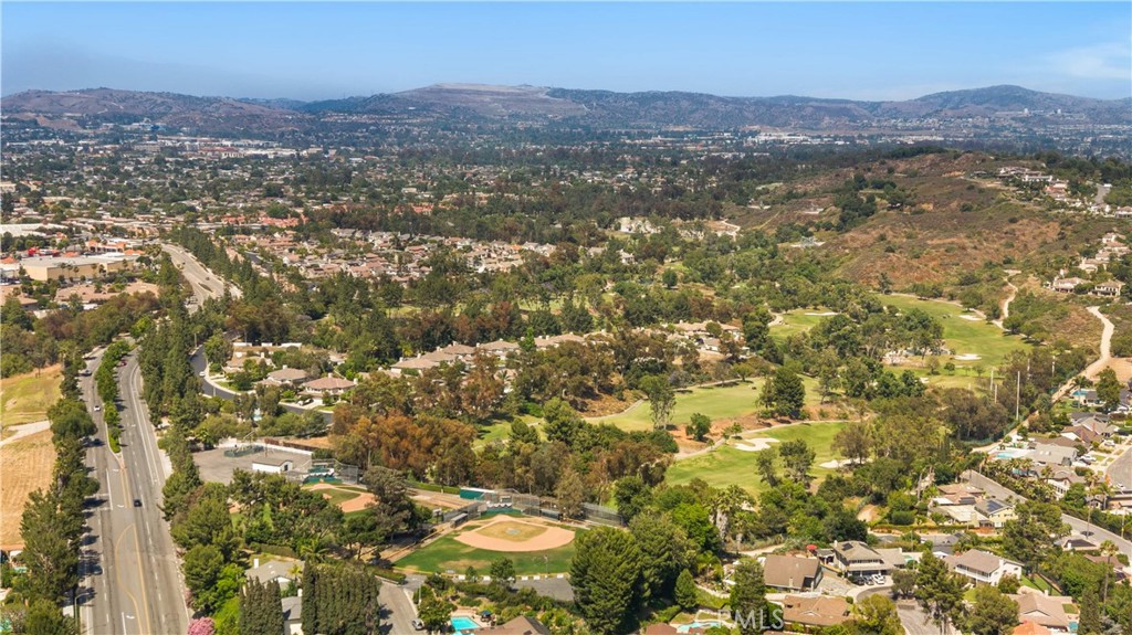 1908 Brentwood
