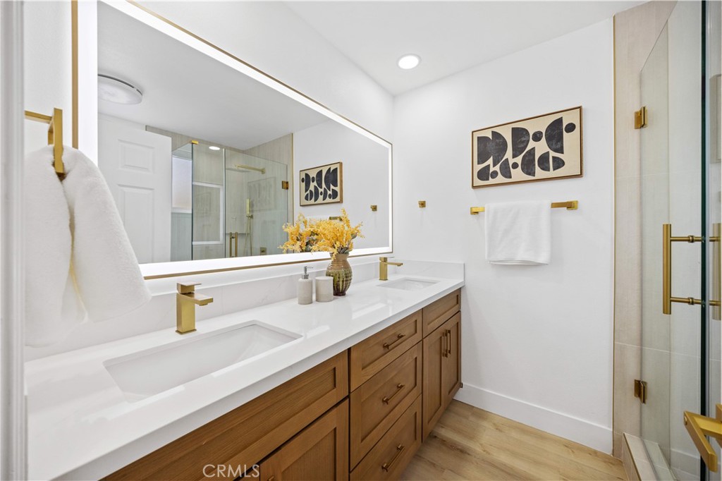1908 Brentwood