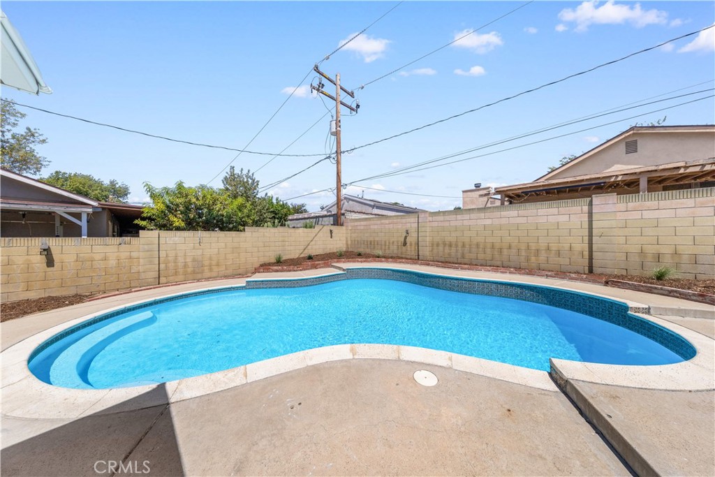 1020 Whitcomb