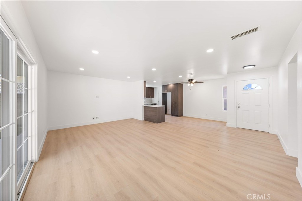 1020 Whitcomb