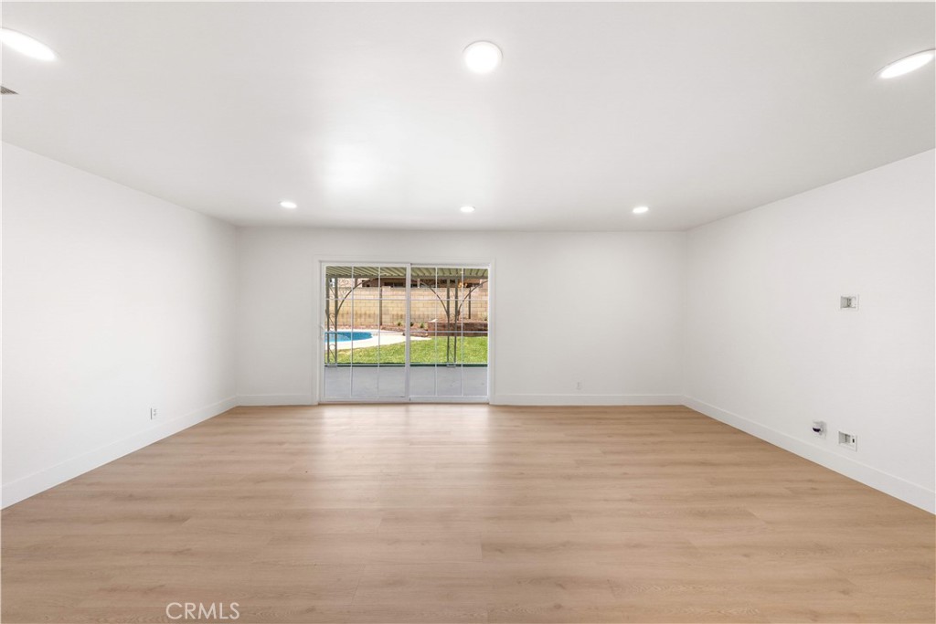 1020 Whitcomb