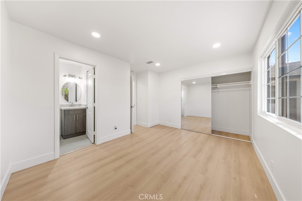 1020 Whitcomb