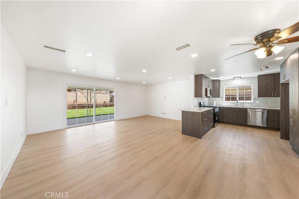 1020 Whitcomb
