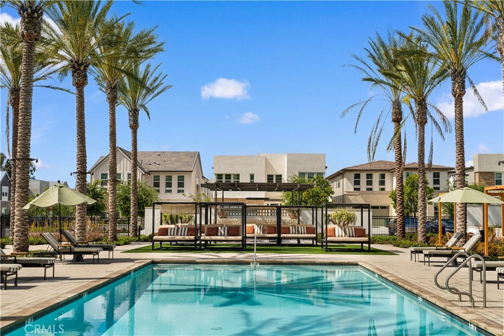 400 Riverbend