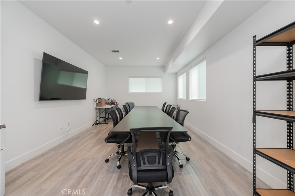 1598 W 36th