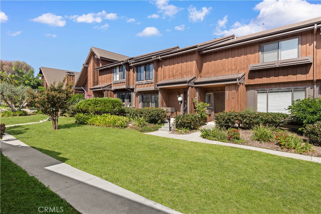 2220 Mount Shasta Drive