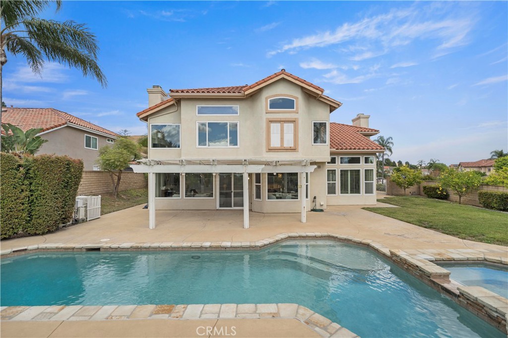 5415 Los Monteros