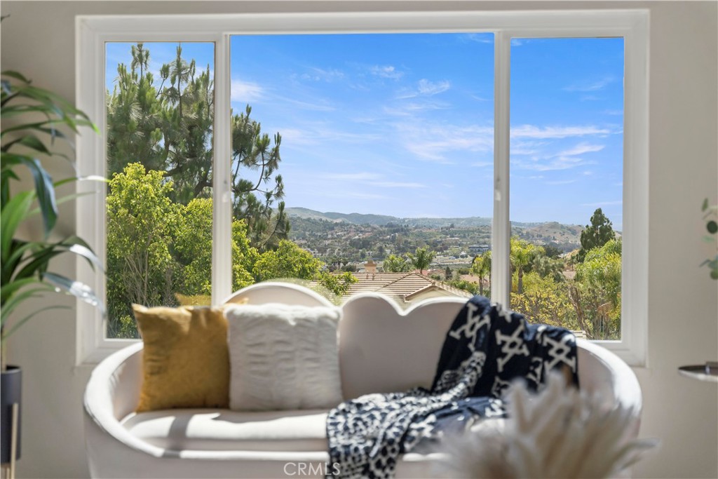5415 Los Monteros