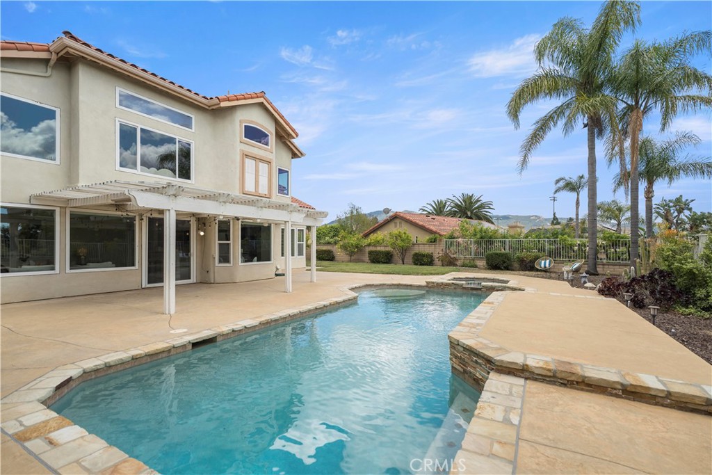 5415 Los Monteros