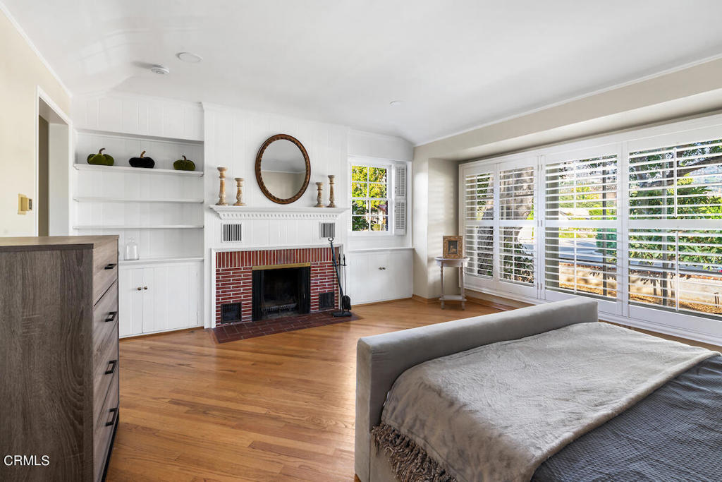 1845 Coolidge Avenue