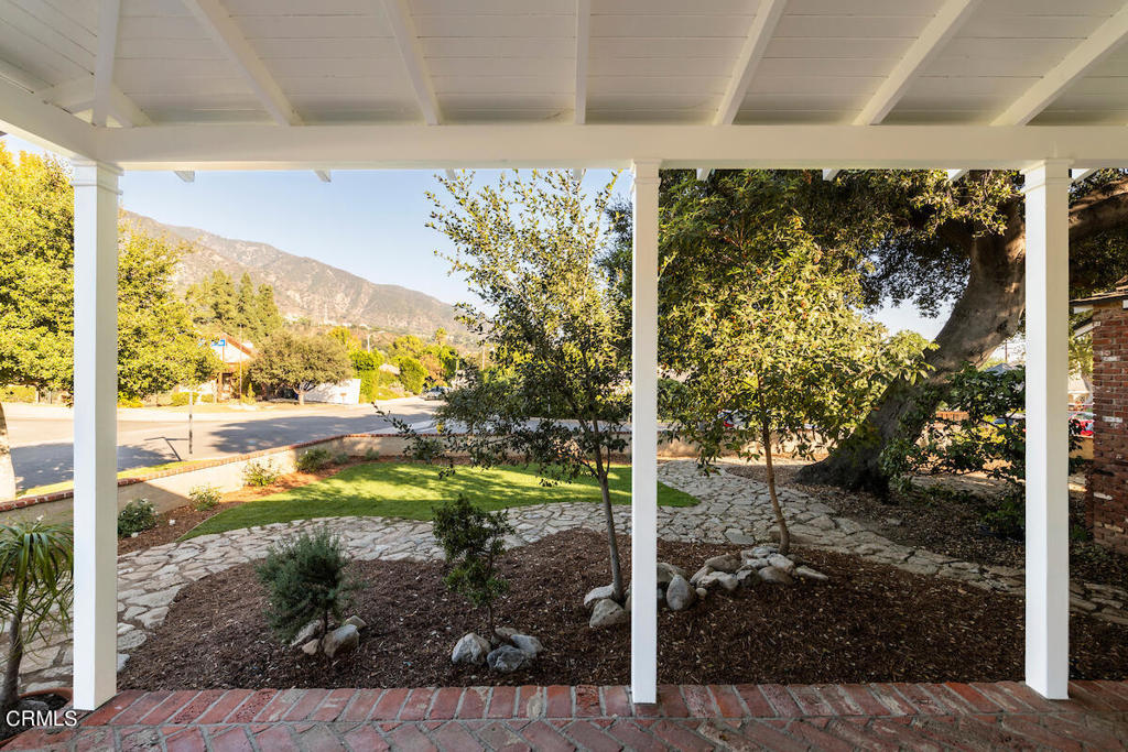 1845 Coolidge Avenue