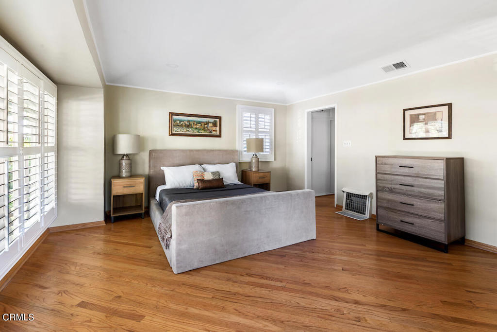 1845 Coolidge Avenue