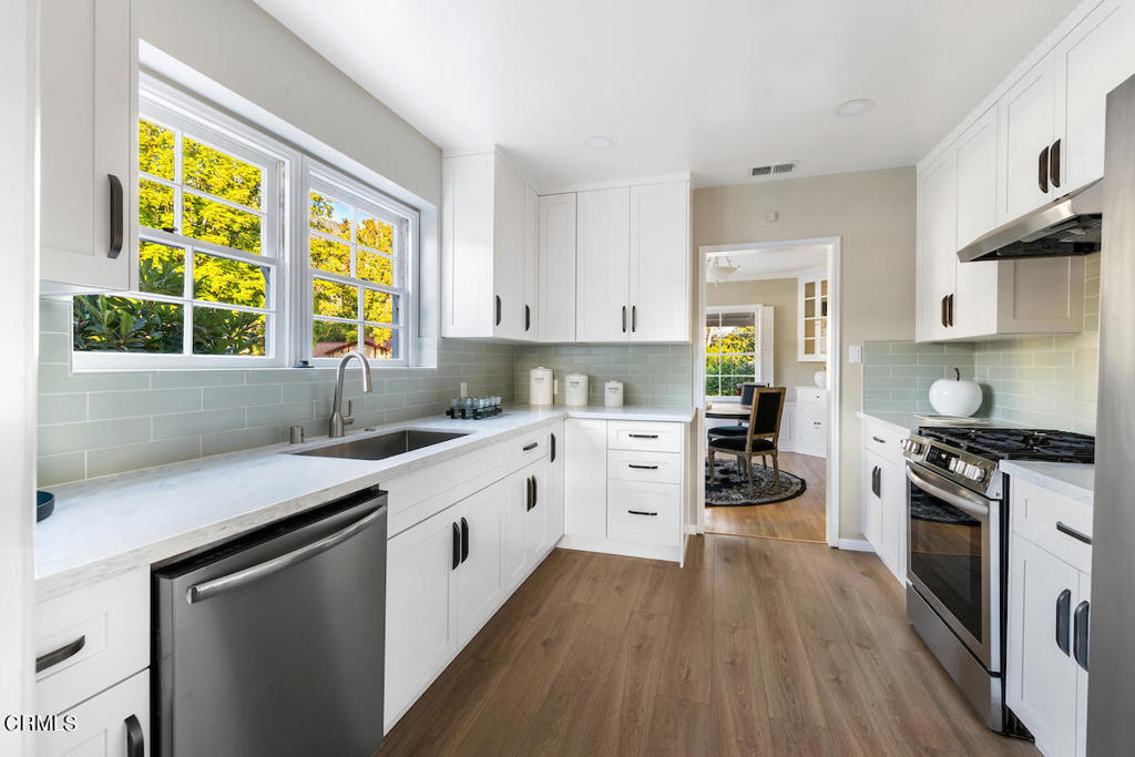 1845 Coolidge Avenue