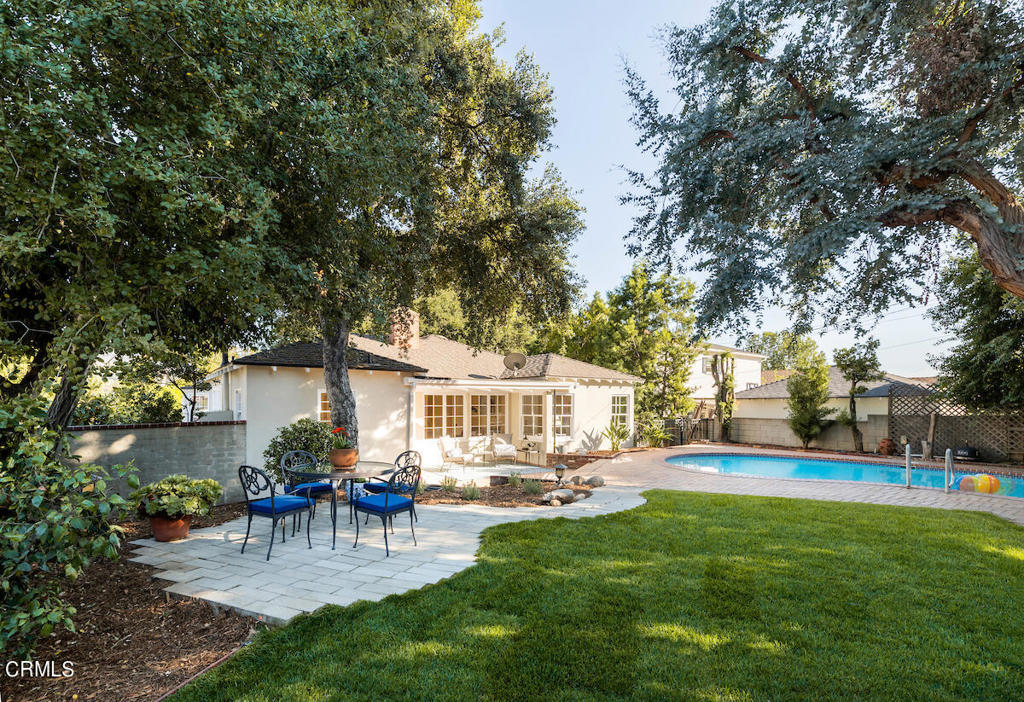 1845 Coolidge Avenue