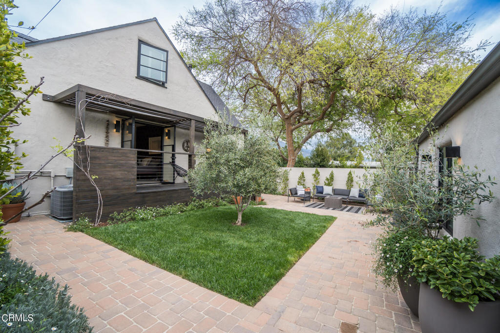 2288 Casa Grande Street