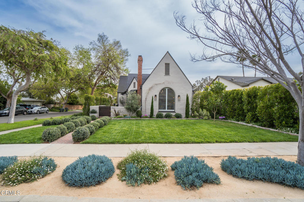 2288 Casa Grande Street