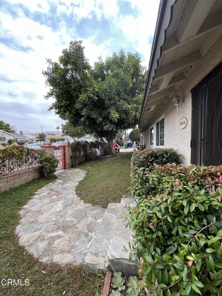 16910 Wing Lane