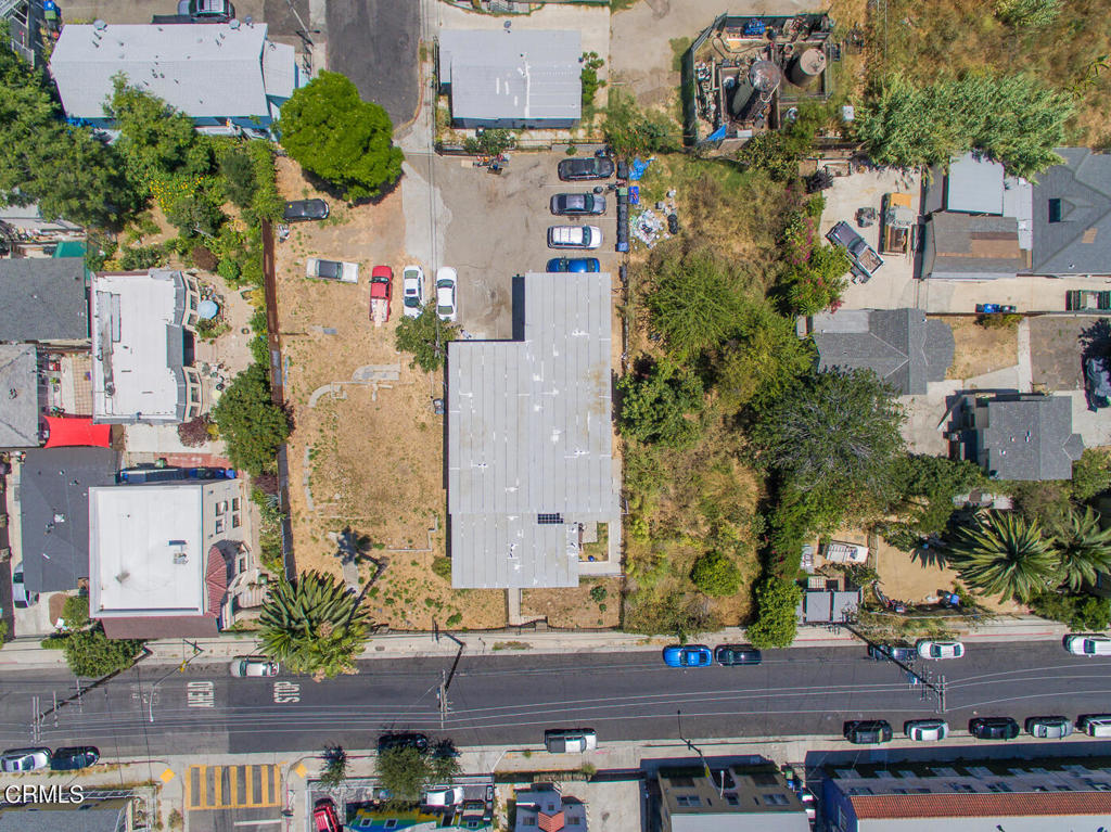 1223 W Court Street