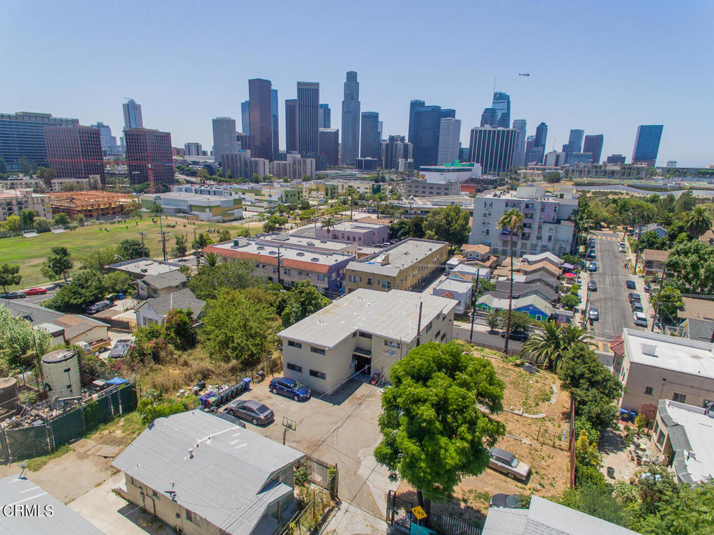 1223 W Court Street