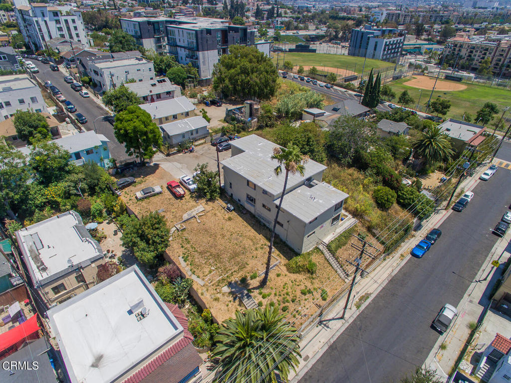 1223 W Court Street
