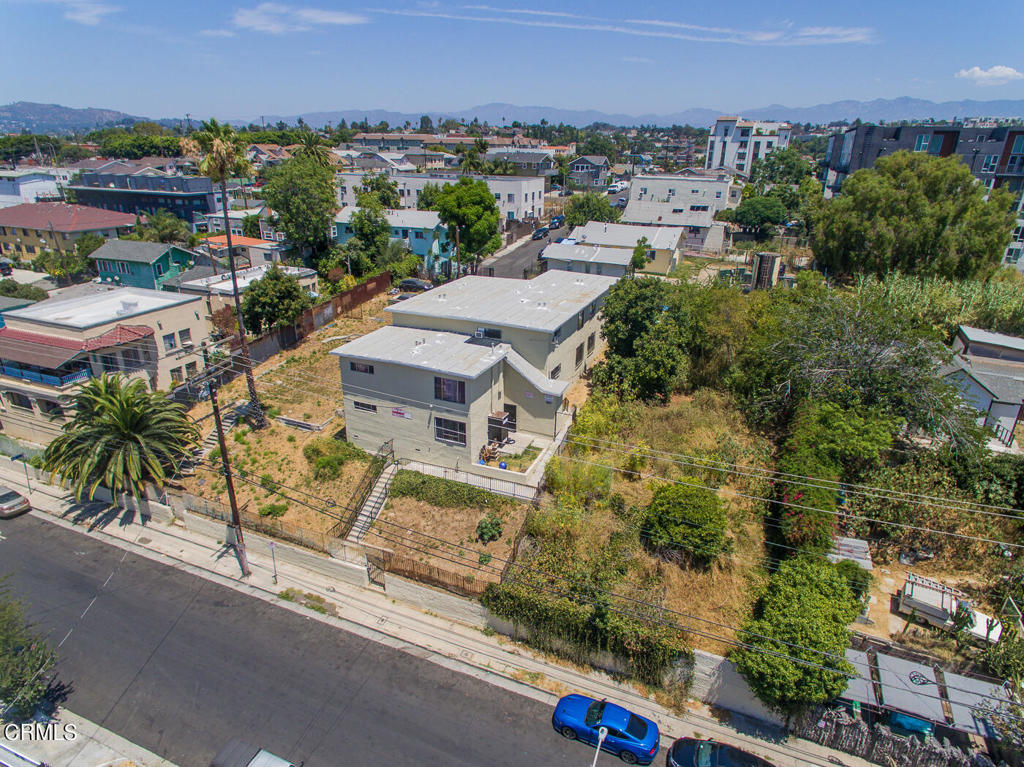 1223 W Court Street