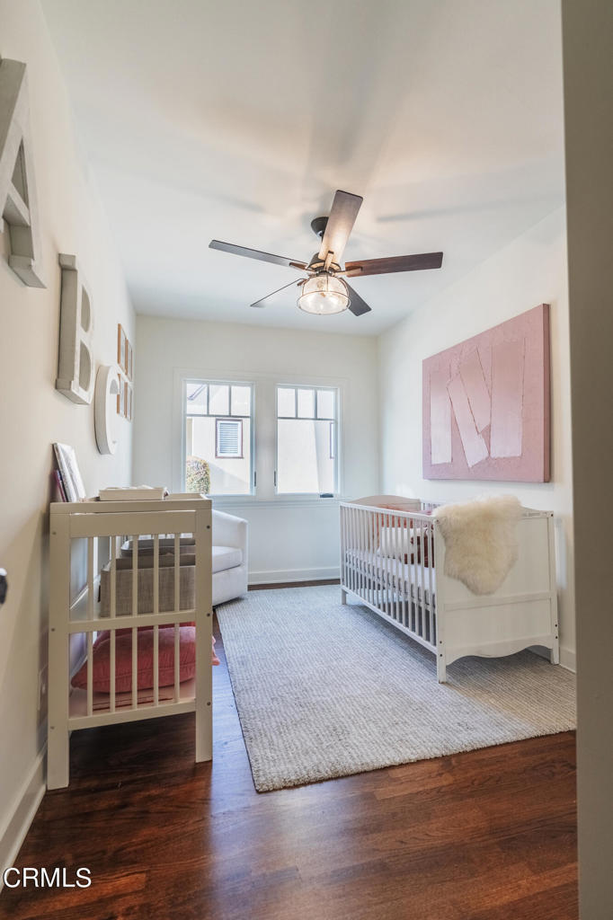 1181 N Hudson Avenue