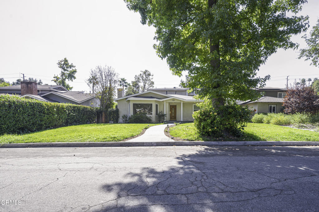 168 Lamour Drive