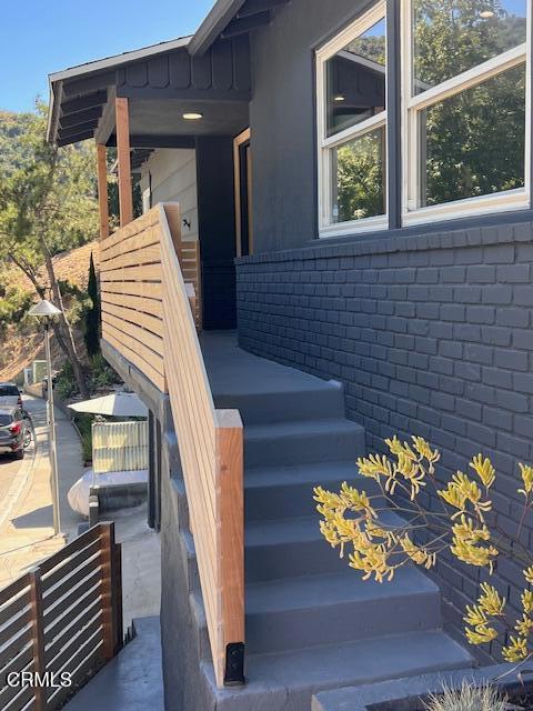 2609 E Chevy Chase Drive