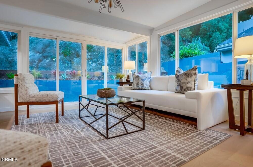 2609 E Chevy Chase Drive