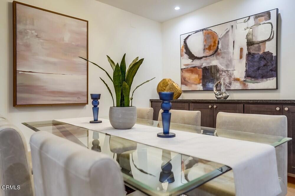 2609 E Chevy Chase Drive