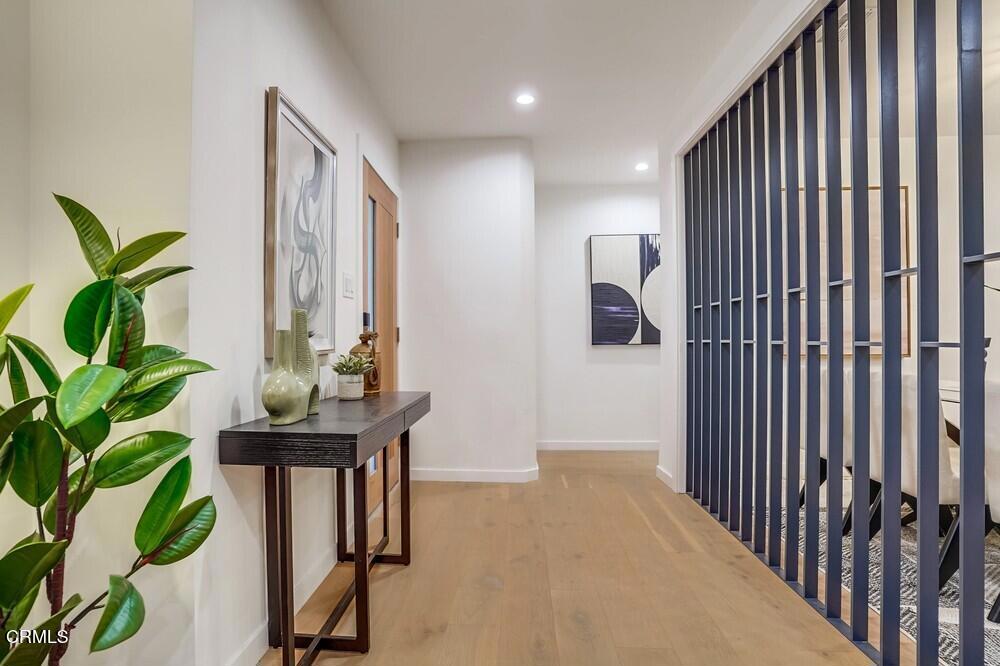 2609 E Chevy Chase Drive