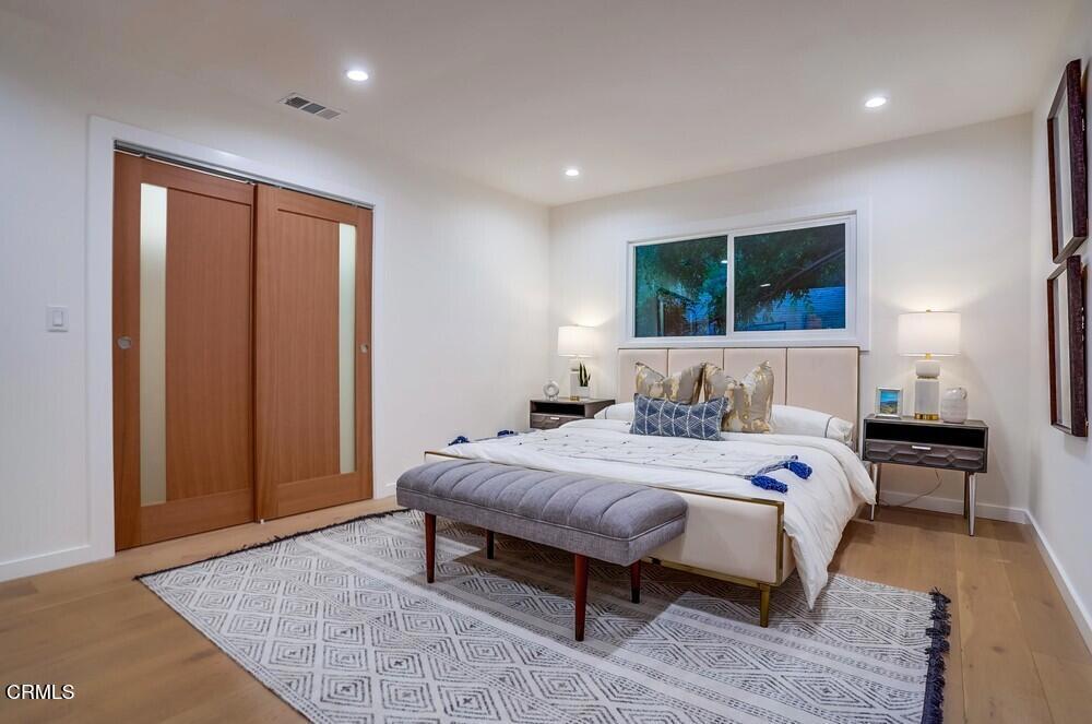 2609 E Chevy Chase Drive