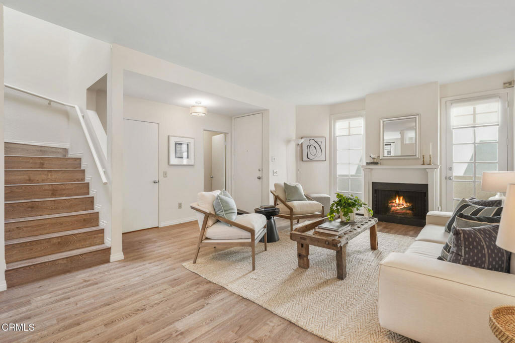 278 S Oak Knoll Avenue 3