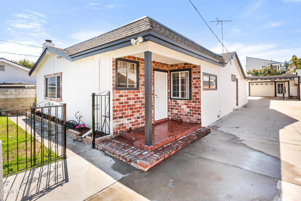 7428 Mooney Drive