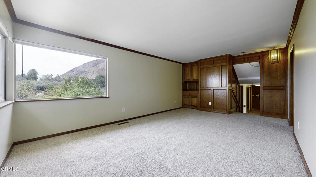 645 Oak Crest Drive