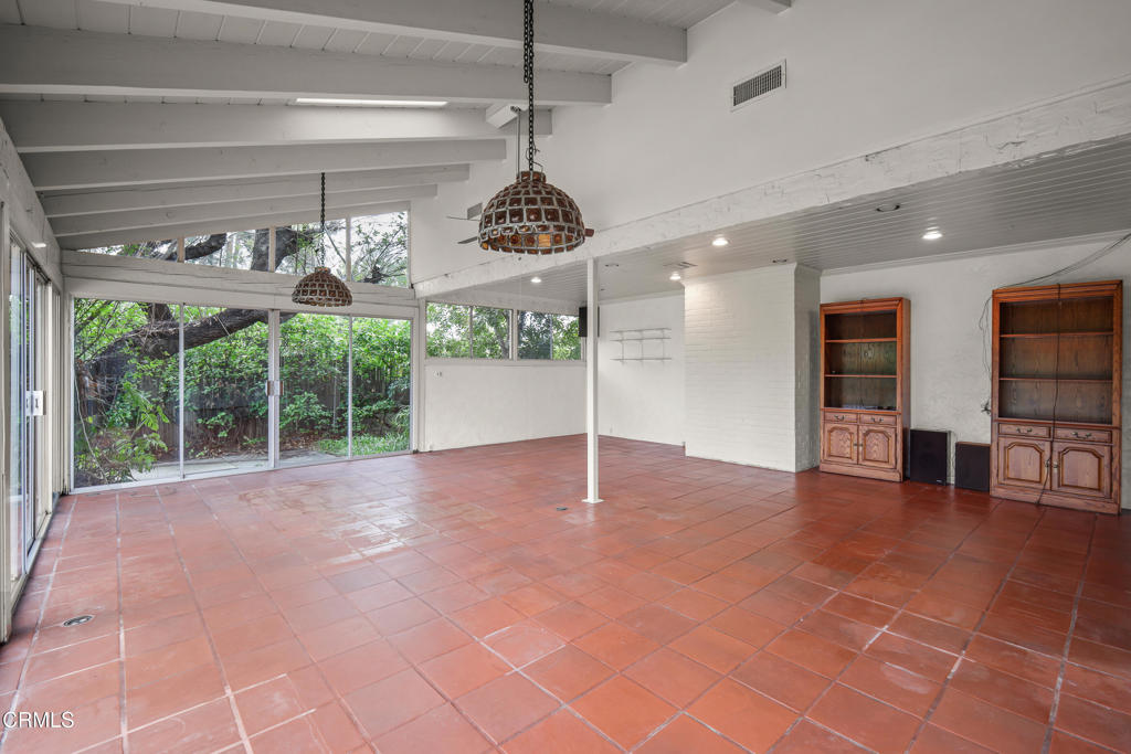 2975 Shakespeare Drive