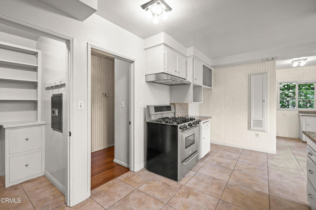 2975 Shakespeare Drive