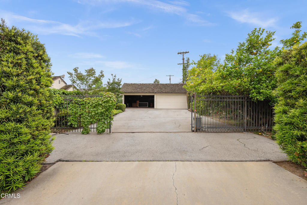 2975 Shakespeare Drive