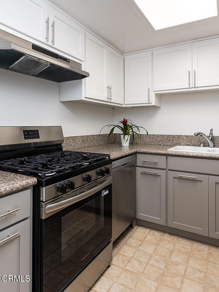 837 Magnolia Avenue 12