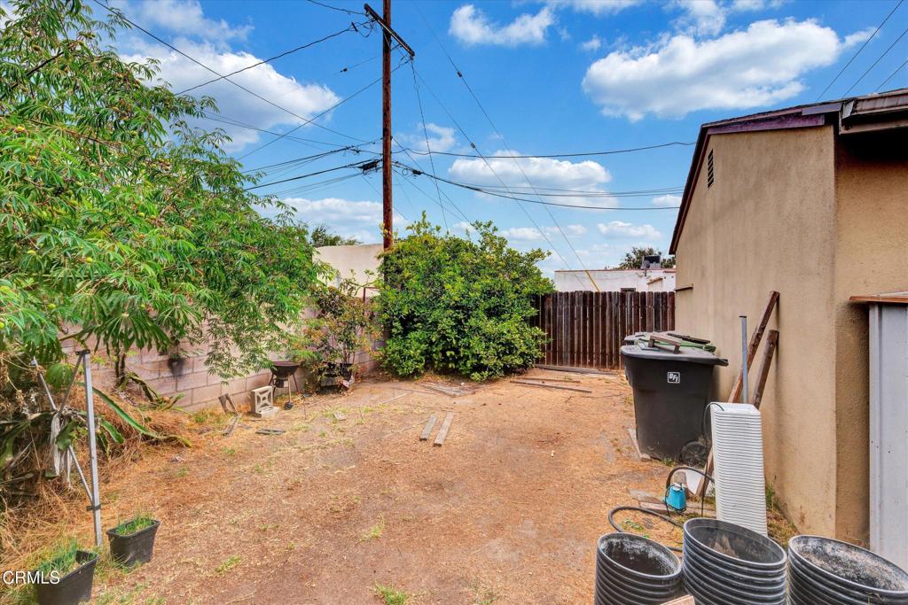 1844 S Stoneman Avenue