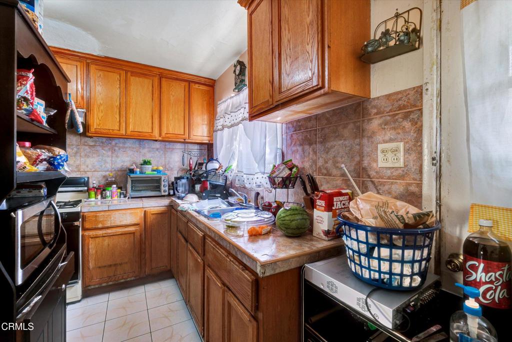 1844 S Stoneman Avenue