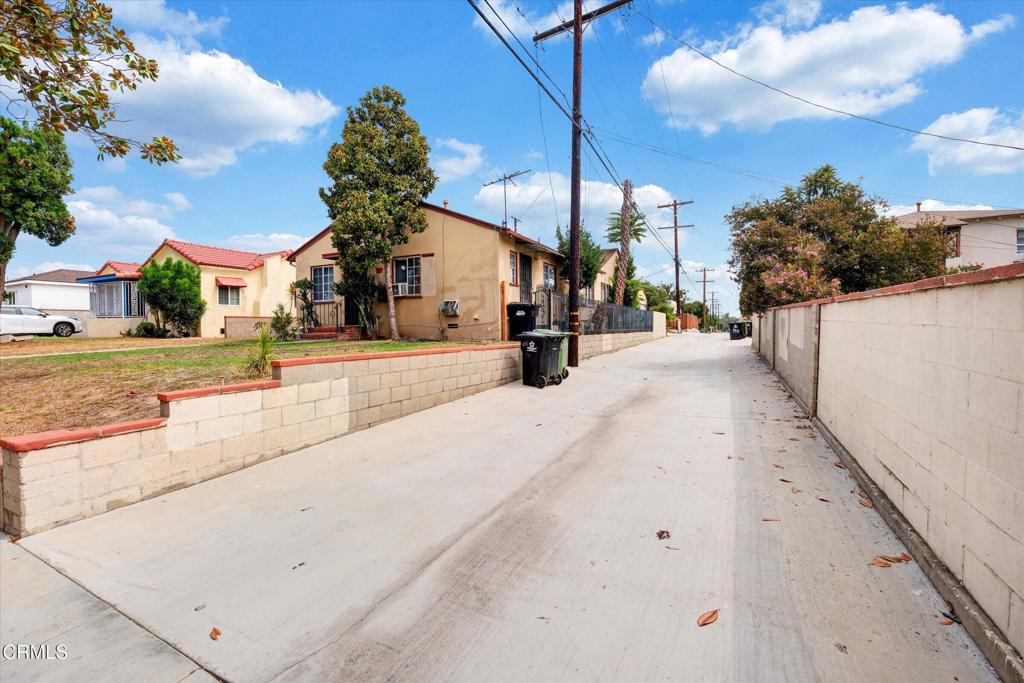 1844 S Stoneman Avenue