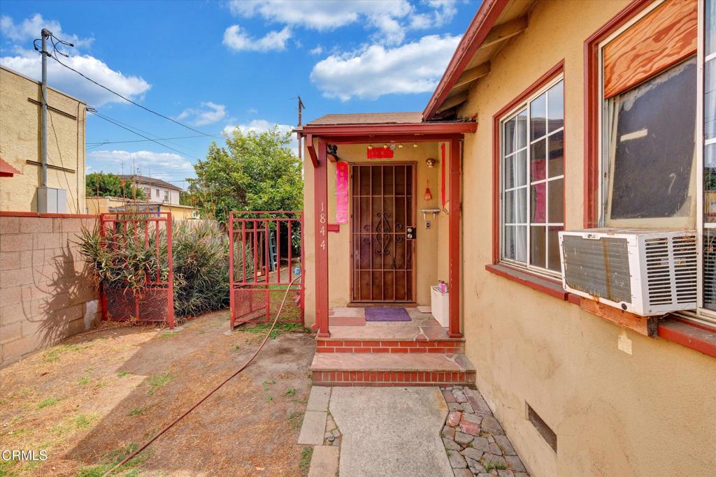 1844 S Stoneman Avenue